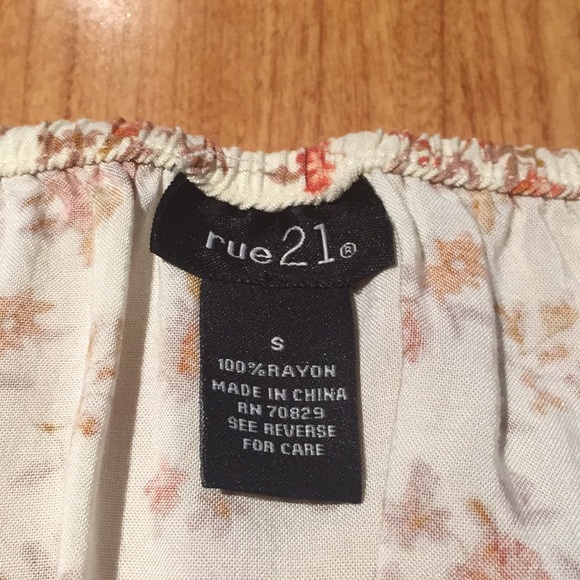 Rue21 mini summer dress, 100% rayon - Picture 4 of 5